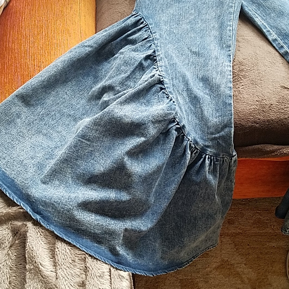 **HP** Ruffled Boho Wide Leg Jeans - Picture 7 of 11